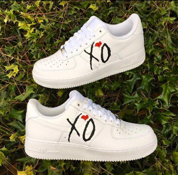 The weeknd hot sale nike shoes