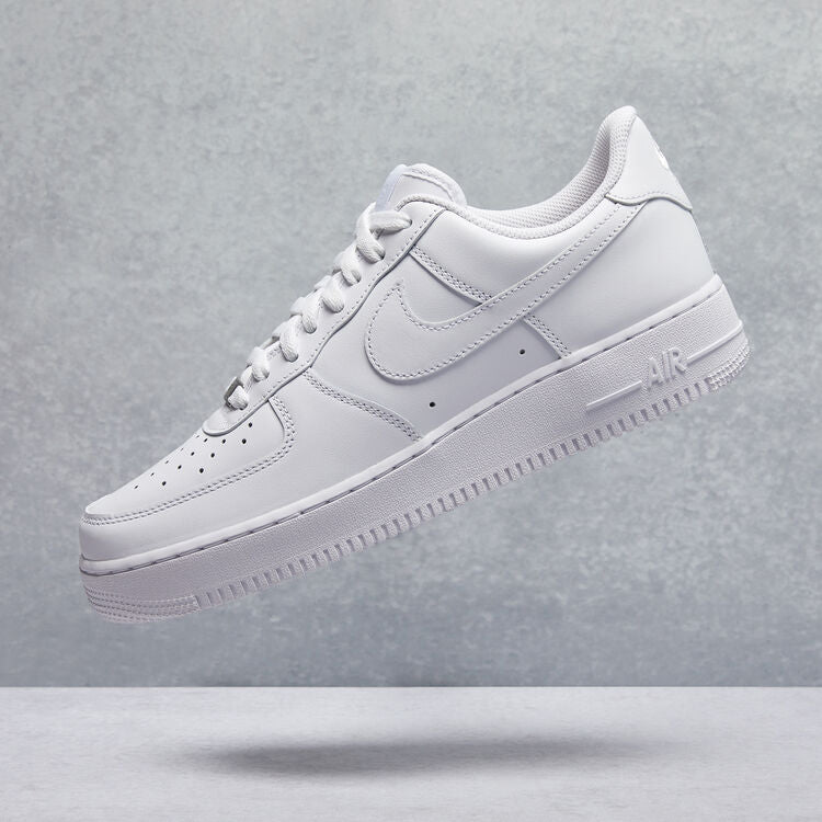 NIKE AIR FORCE 1 - Low Shoe ( TRIPPLE WHITE )