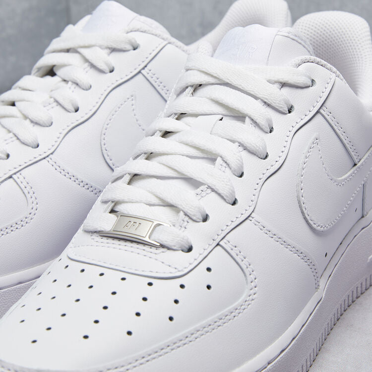 NIKE AIR FORCE 1 - Low Shoe ( TRIPPLE WHITE )