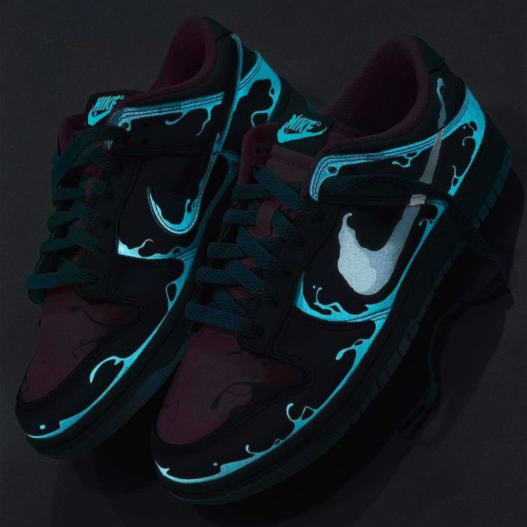 glow in the dark nike sb